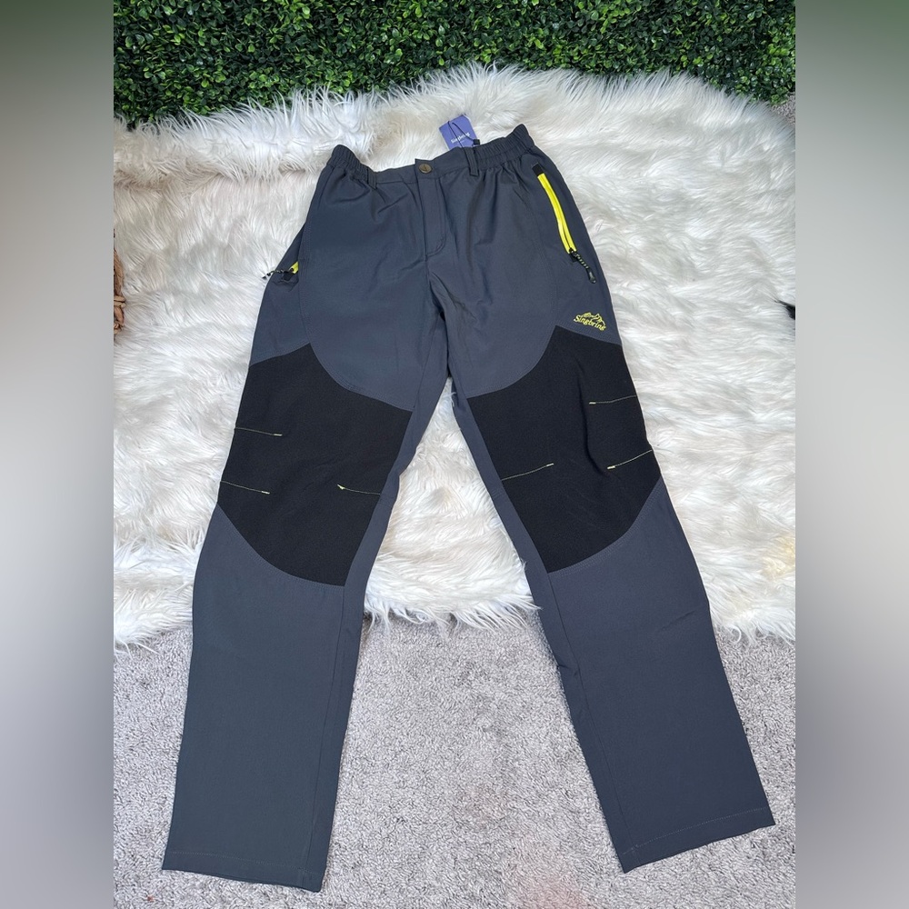 Singbring womans Gray and‎ Black Outdoor pants nwt